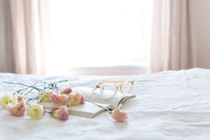 esencias-flores-lentes-confort-cama-relax